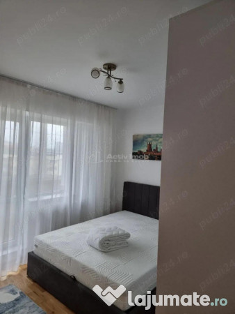 3 camere - 2 bai - decomandat - bloc 2002 - loc parcare 