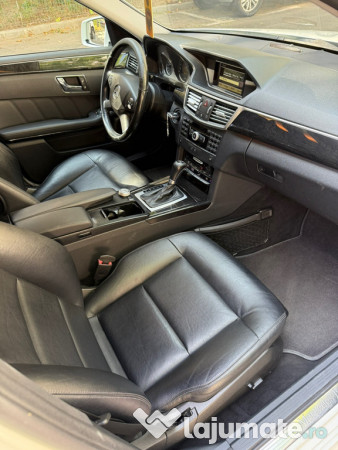 Mercedes E250 an 2009