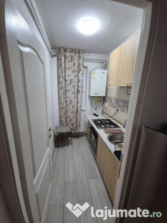 Apartament 2 camere , in Podu Ros 