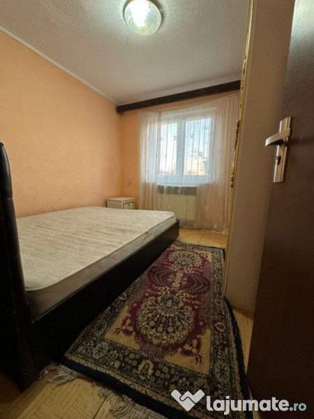 - Apartament 2 camere confort 2, Viziru 1, etaj 3. 