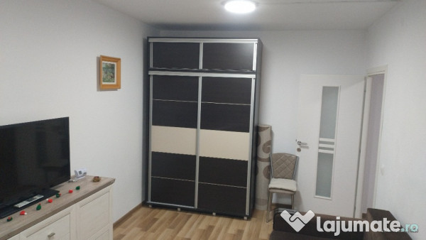 Garsonieră decomandată Sânpetru Residence pe strada Galaxiei 