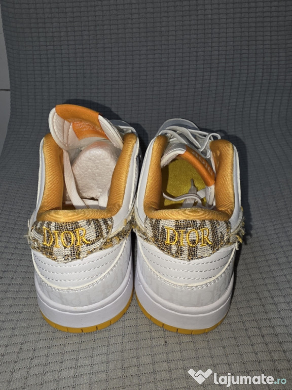 Sneakers Nike SB Dunk Dior 