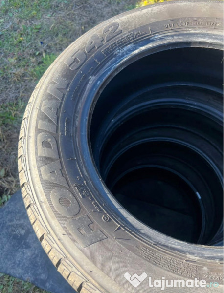 Cauciucuri 255/60/18 