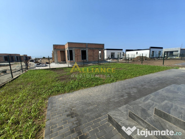 Casa Individuala - 4 camere - 2 bai - 423 mp teren