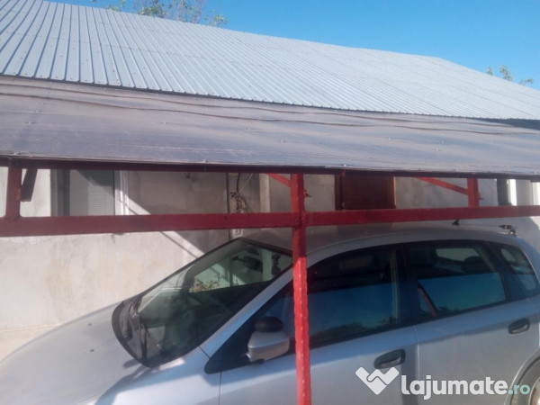 Complex de doua case independente Rosiori de Vede 