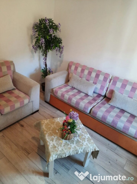 CAROL DAVILA 2 cam. cf1, dec, et.3/4 la 65900 euro