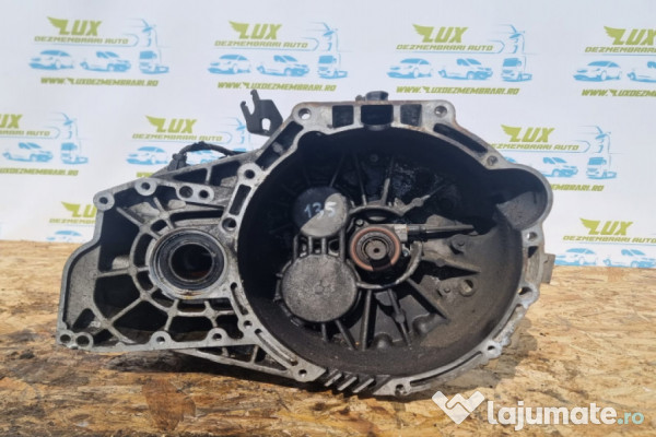 Cutie de viteze manuala 5 trepte 4x4 43000-38070 D05 4WD 2.2