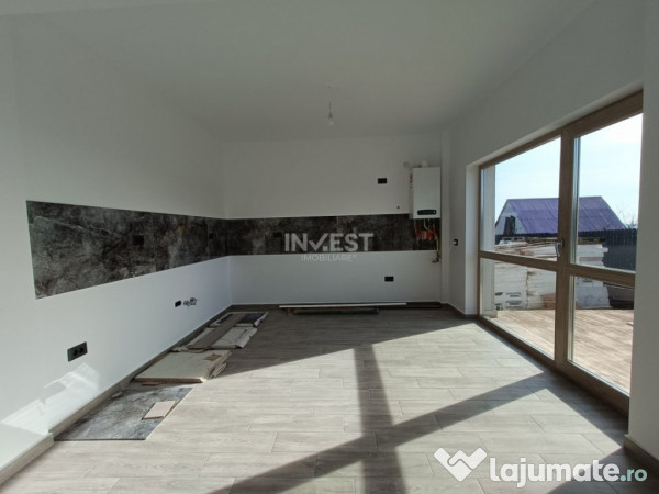 Vilă Duplex de Vânzare în Rediu, Iași