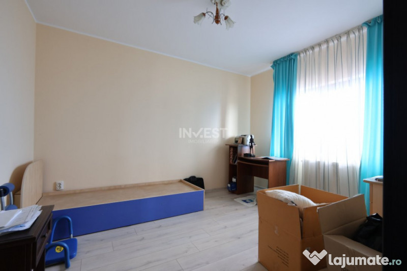 Casă de vânzare în Rediu – Spațiu Generos pentru Două