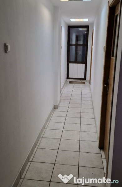 Teren 1000 mp-Cladire 400mp 