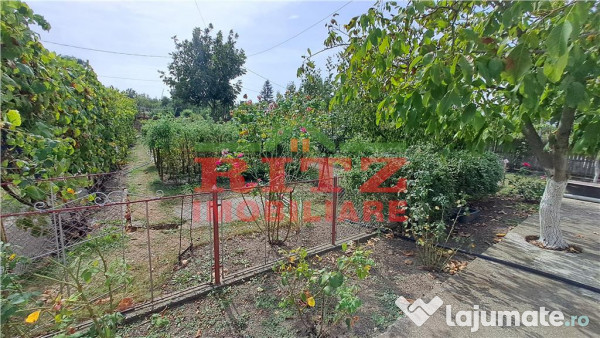 Casa Parter teren 500 mp in Perieti de /Schimb cu gars. 