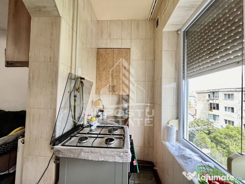 Apartament 2 camere, decomandat, centrala proprie, zona D...