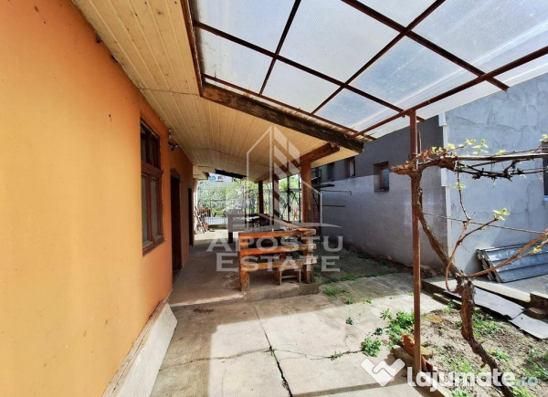 Casa “la gri” cu gradina, zona Calea Aurel Vlaicu - B...