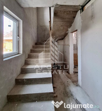 Casa “la gri” cu gradina, zona Calea Aurel Vlaicu - B...