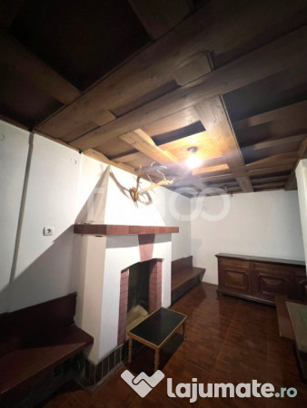 Apartament de vanzare cu 5 camere garaj zona Central din Sib 