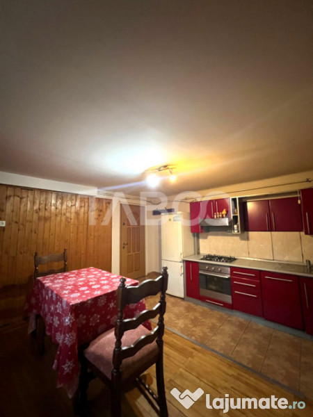 Apartament de vanzare cu 5 camere garaj zona Central din Sib 