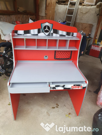 Birou copii + un corp 