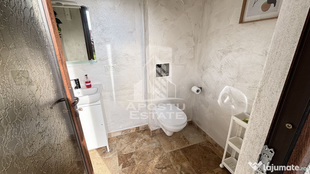 Casa deosebita cu 5 camere in Dinias 