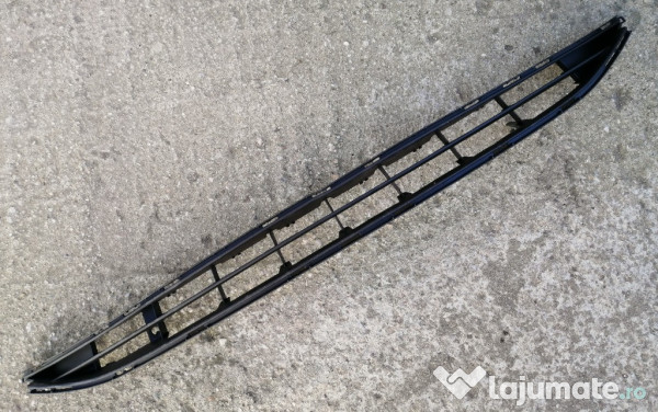 Grila din bara Opel Corsa E