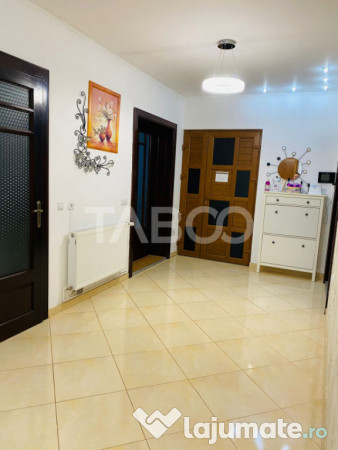 Apartament de inchiriat cu 4 camere etaj 1 la vila zona Turn 
