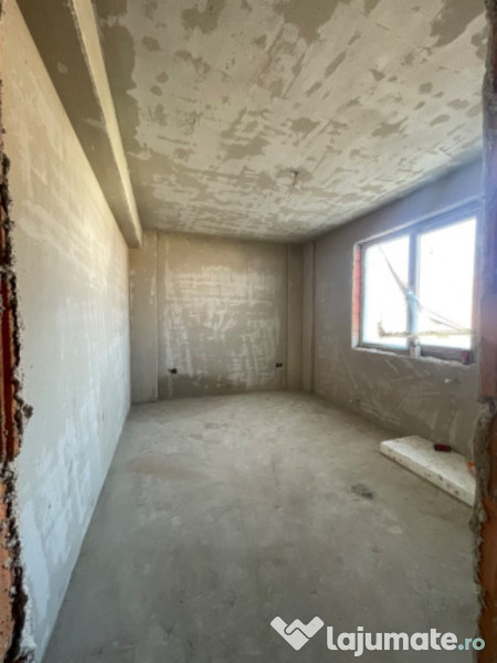 Ap.2 camere decomandat, finisaje la alegere, loc de parcare 