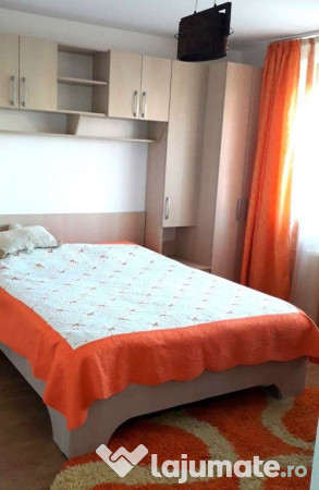 Apartament 3 camere Tractorul