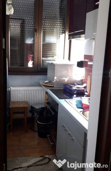 Apartament 3 camere Tractorul