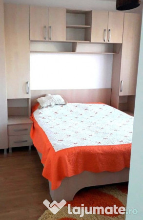 Apartament 3 camere Tractorul