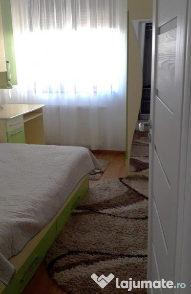 Apartament 3 camere Tractorul