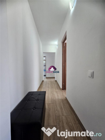 1 camera dintr-un apartament cu 3 camere.