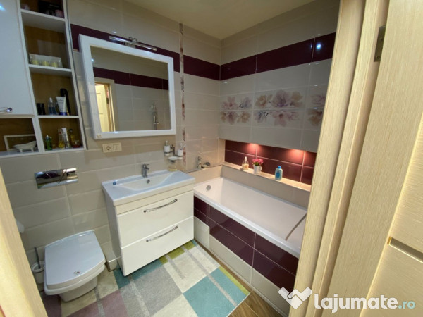 De cumparat apartament cu 2 camere zona Astra