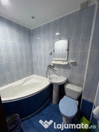 Garsoniera in zona Tractorul