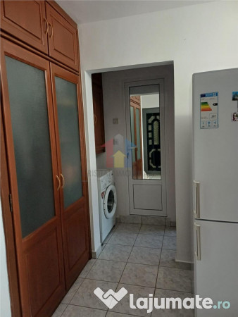 2 camere Confort 1 Decomandat, etaj 3, Renovat, Radu Negru 