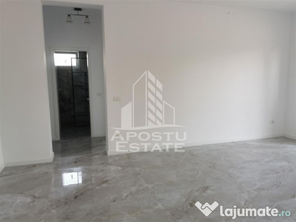 Apartament cu 2 camere loc de parcare inclus 8 minute de tm.