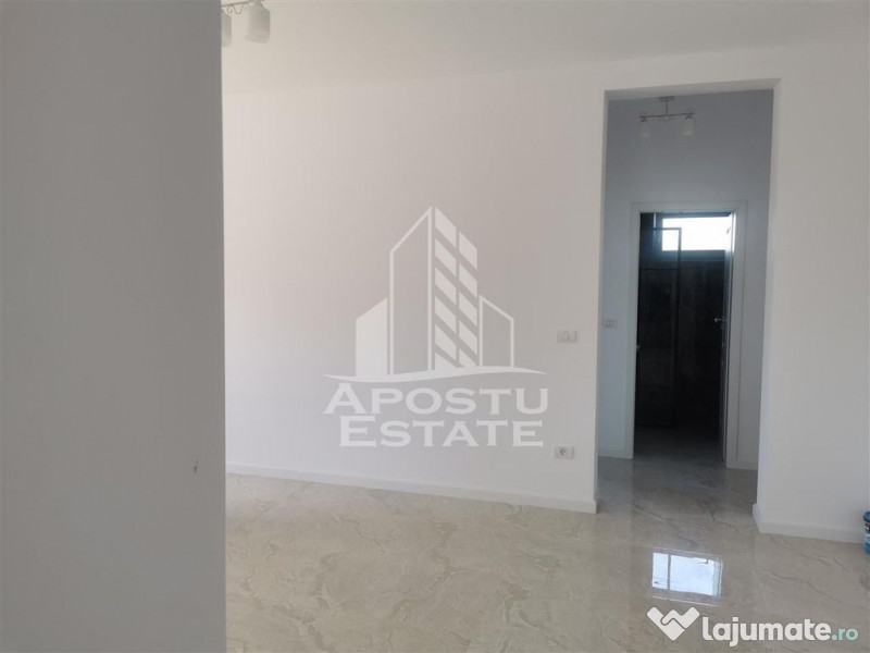 Apartament cu 2 camere loc de parcare inclus 8 minute de tm.