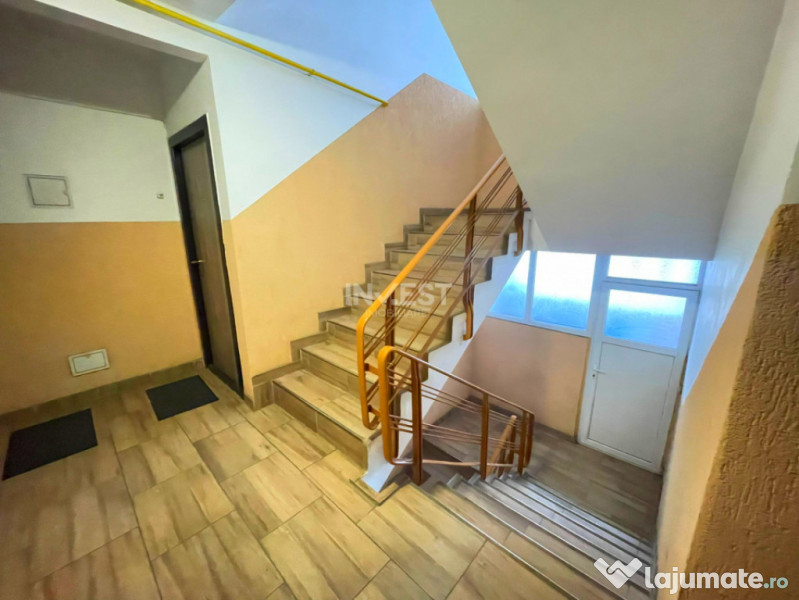 Apartament 3 camere - etajul 2 - Podu Roș, Primăverii