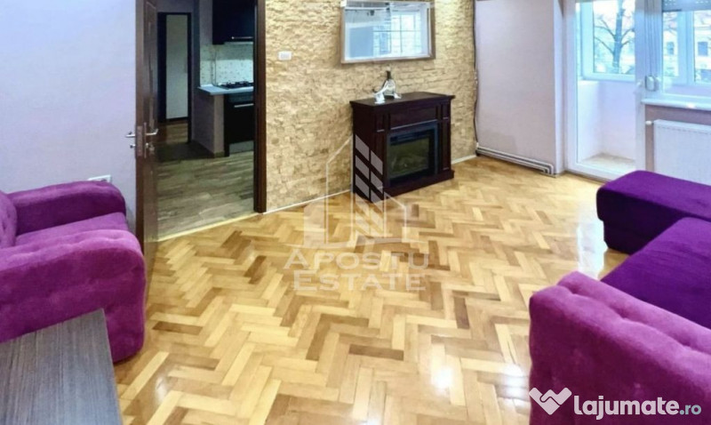 Apartament cu 3 camere, zona Podgoria