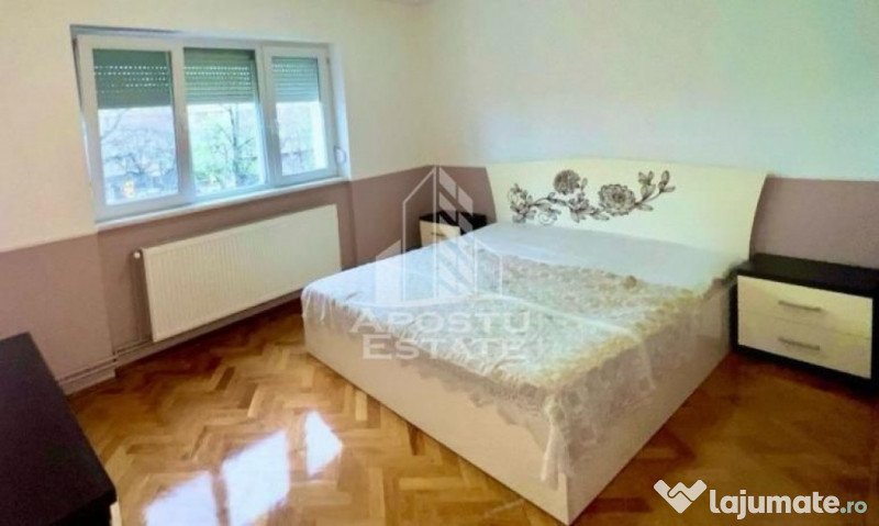 Apartament cu 3 camere, zona Podgoria