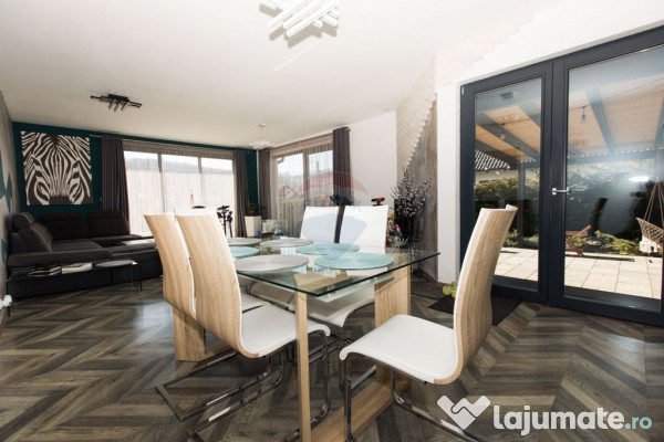 Casă Superbă - Independentă Energetic 