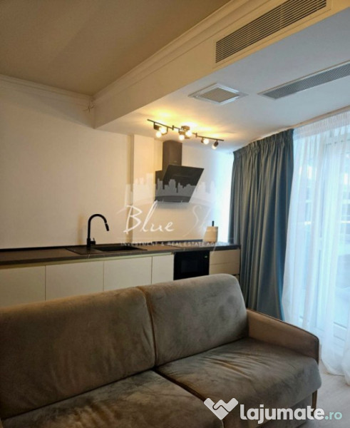 Studio modern cu vedere la mare în Mamaia Nord – Bloc Whi