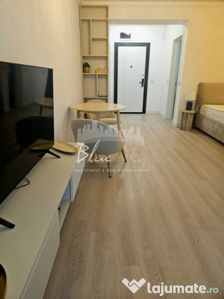 Studio modern cu vedere la mare în Mamaia Nord – Bloc Whi