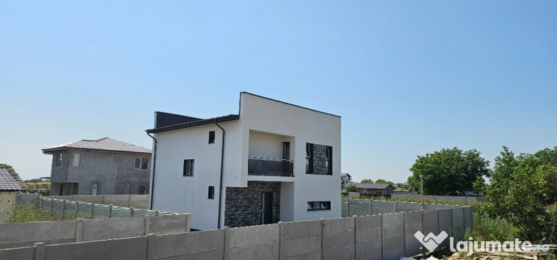 Vila individuala 5 camere /Teren 470 mp /Com.Berceni