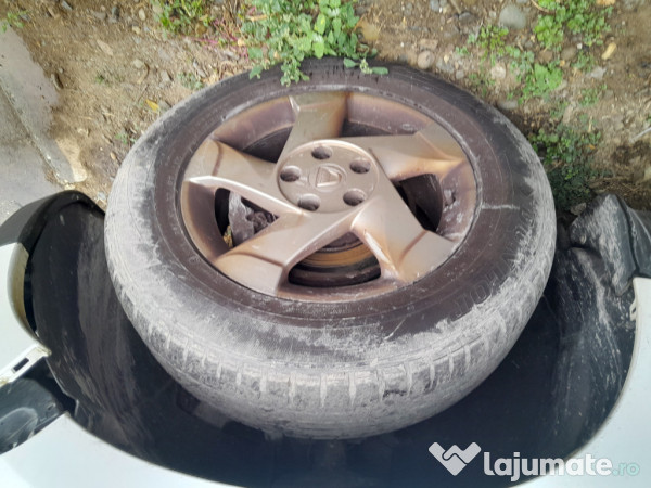 Janta Aliaj La Bucata Dacia Duster 2013