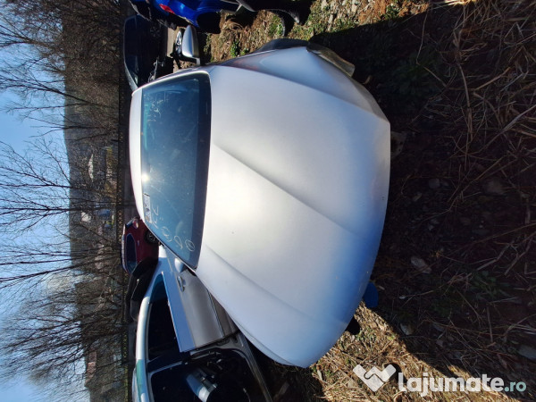 Capota fata Volkswagen Passat CC 2011