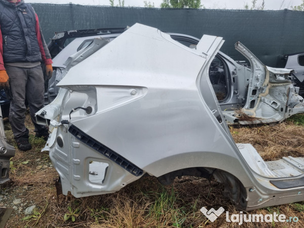 Aripa Dreapta Spate cu Fusta Hyundai Ix 35 2012