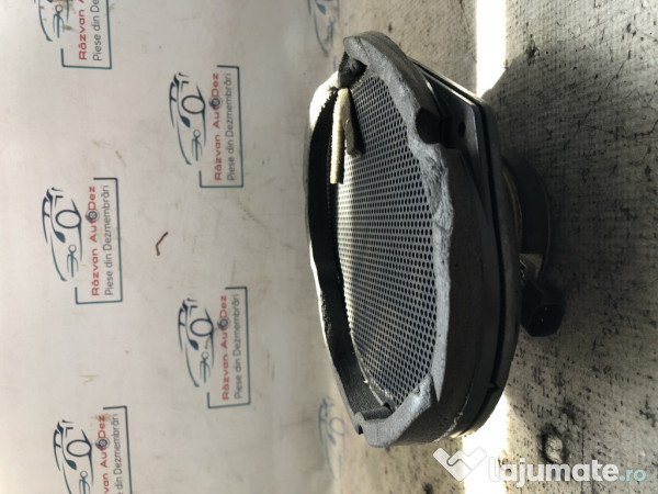 Boxa dreapta fata Volkswagen Golf 5 2006