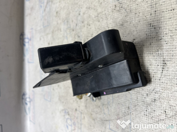 Broasca stanga fata Dacia Duster 2019