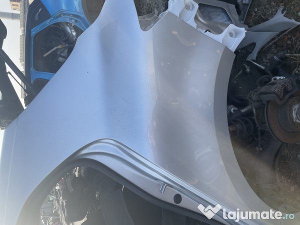 Aripa Stanga Spate Renault Megane 4 Hatchback 2015