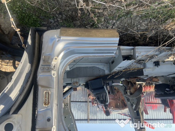 Prag dreapta tabla Nissan Pulsar 2015