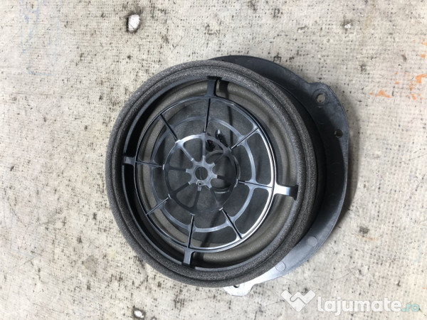 Boxa stanga spate Audi A4 B9 - Motorina 2023